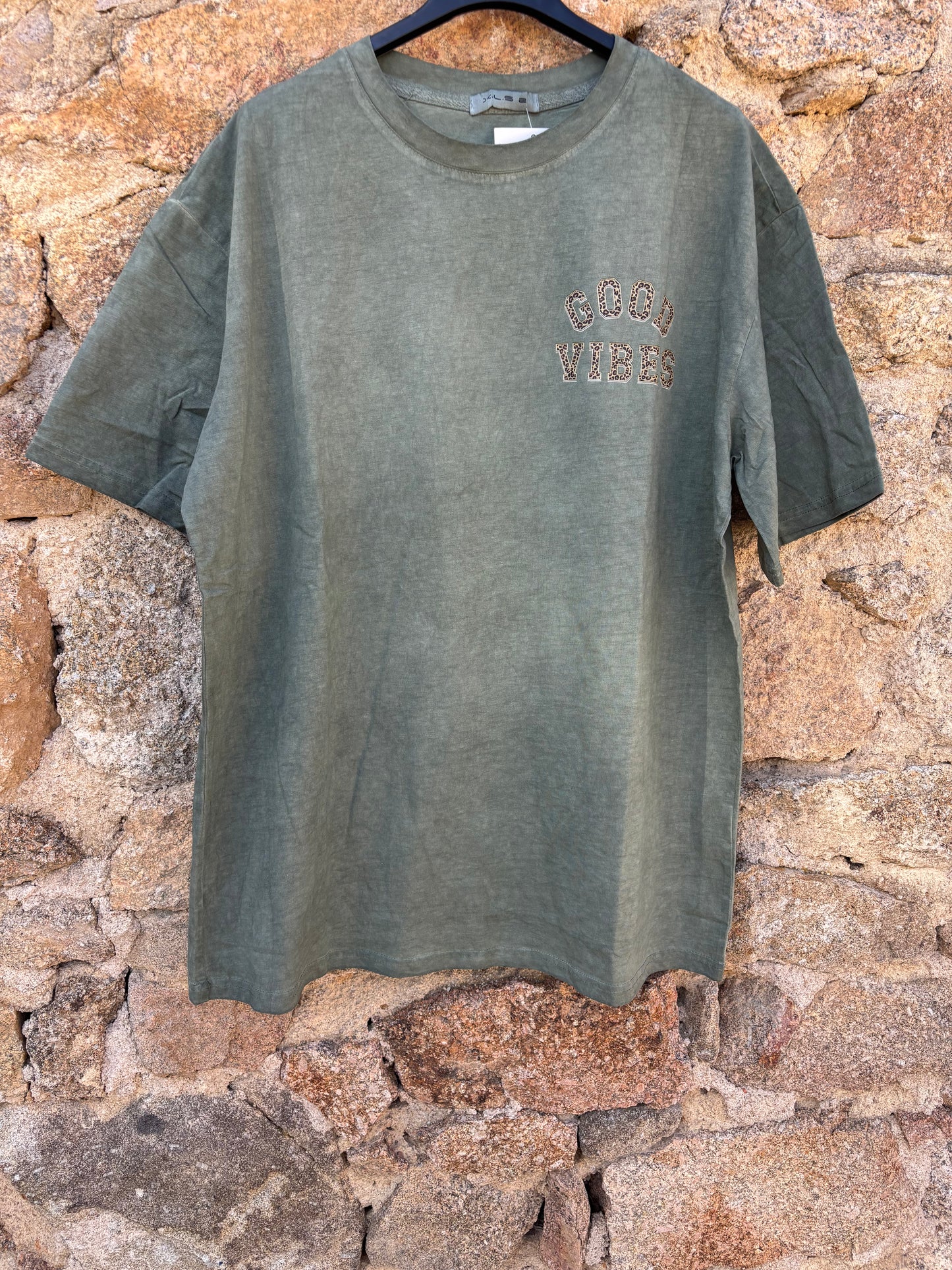 T-shirt Good Vibes • kaki léopard
