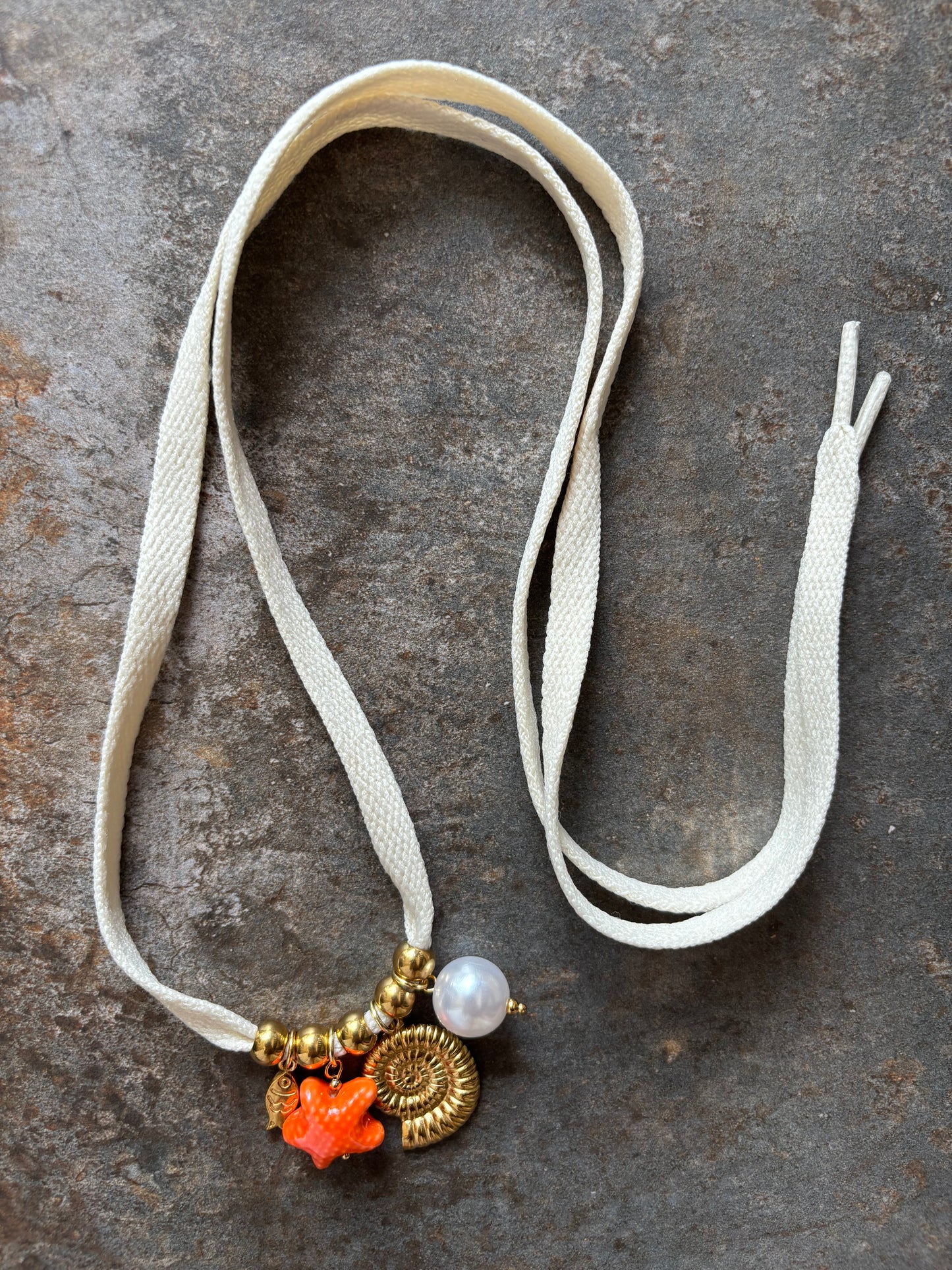 Méridia — Collier Bohème aux Breloques Maritimes
