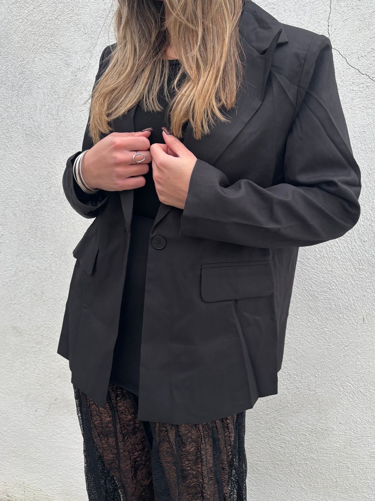 Blazer chic - noir droit avec doublure et épaulettes