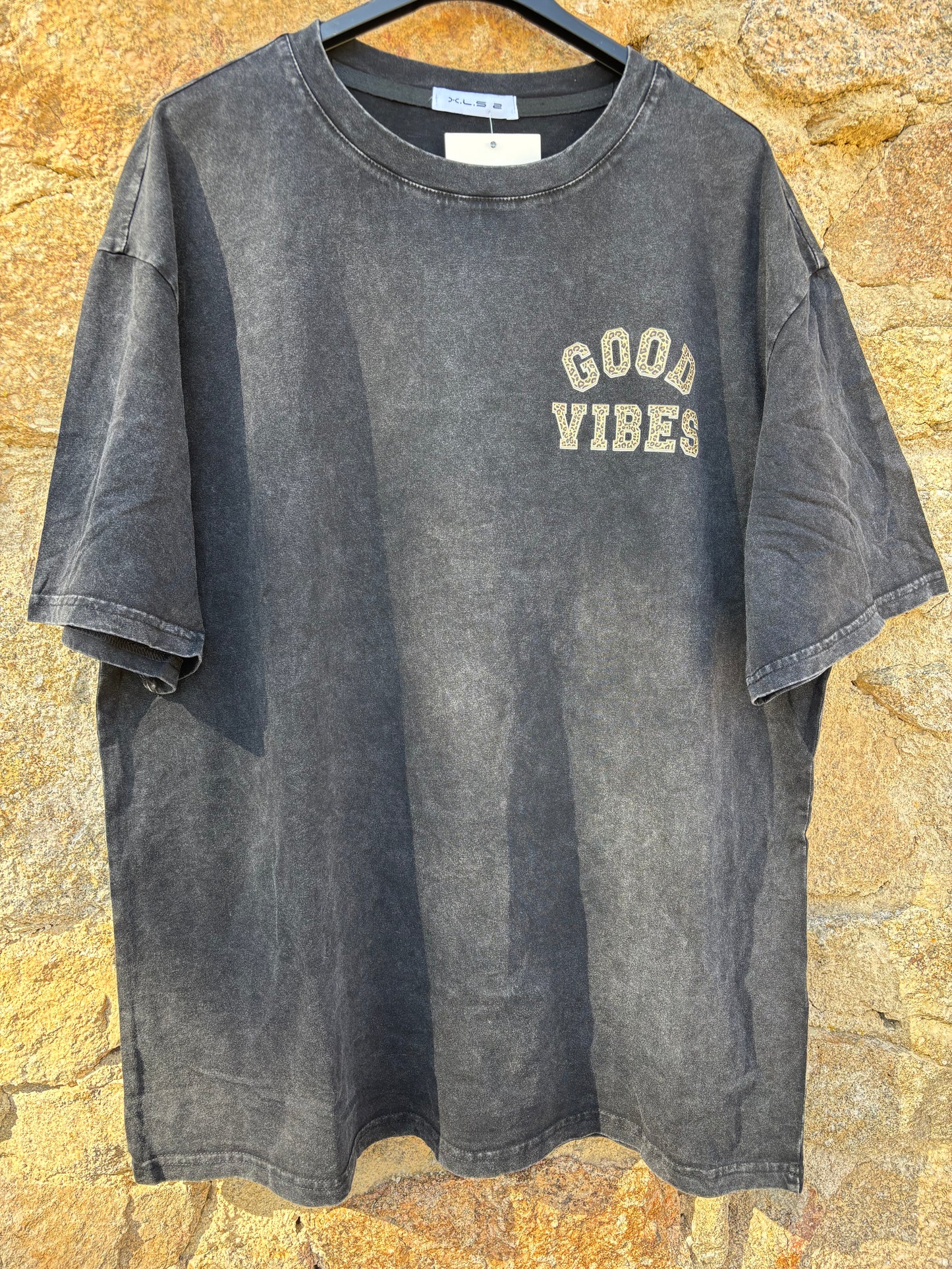 T-shirt Good Vibes • noir léopard