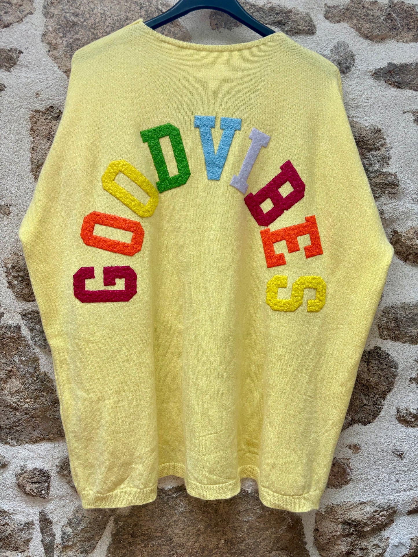 Pull oversize Good Vibes - Jaune