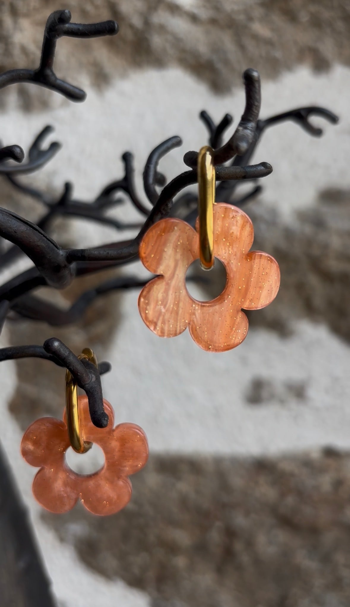 Boucles d’oreilles FLORA • Orange pailletée