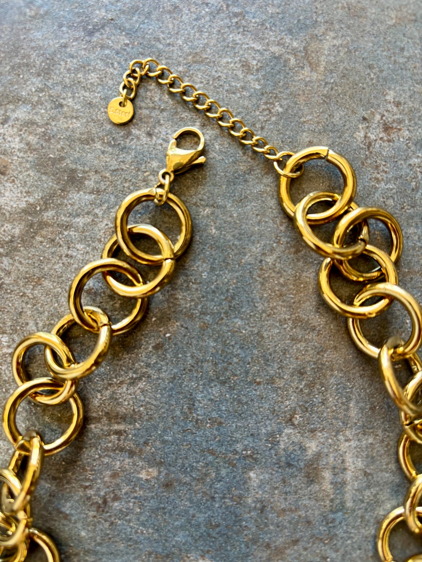 Isadora — Collier Statement au Cœur Baroque