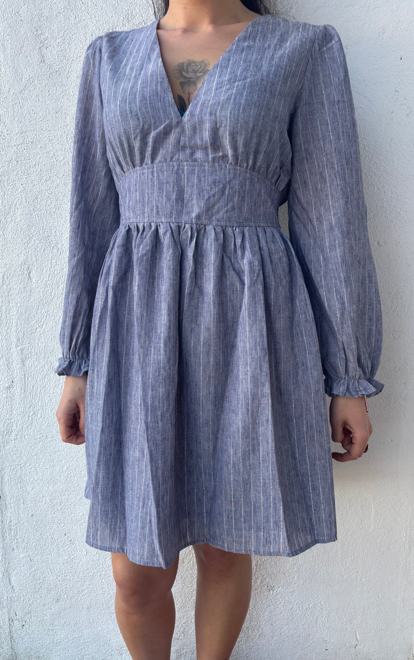 Robe Judith - courte à rayures légèrement brillantes