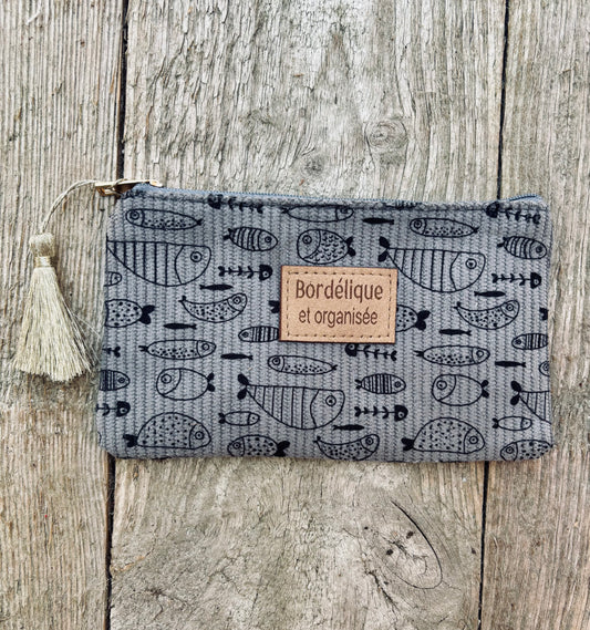 Pochette poisson – Bordélique et Organisée