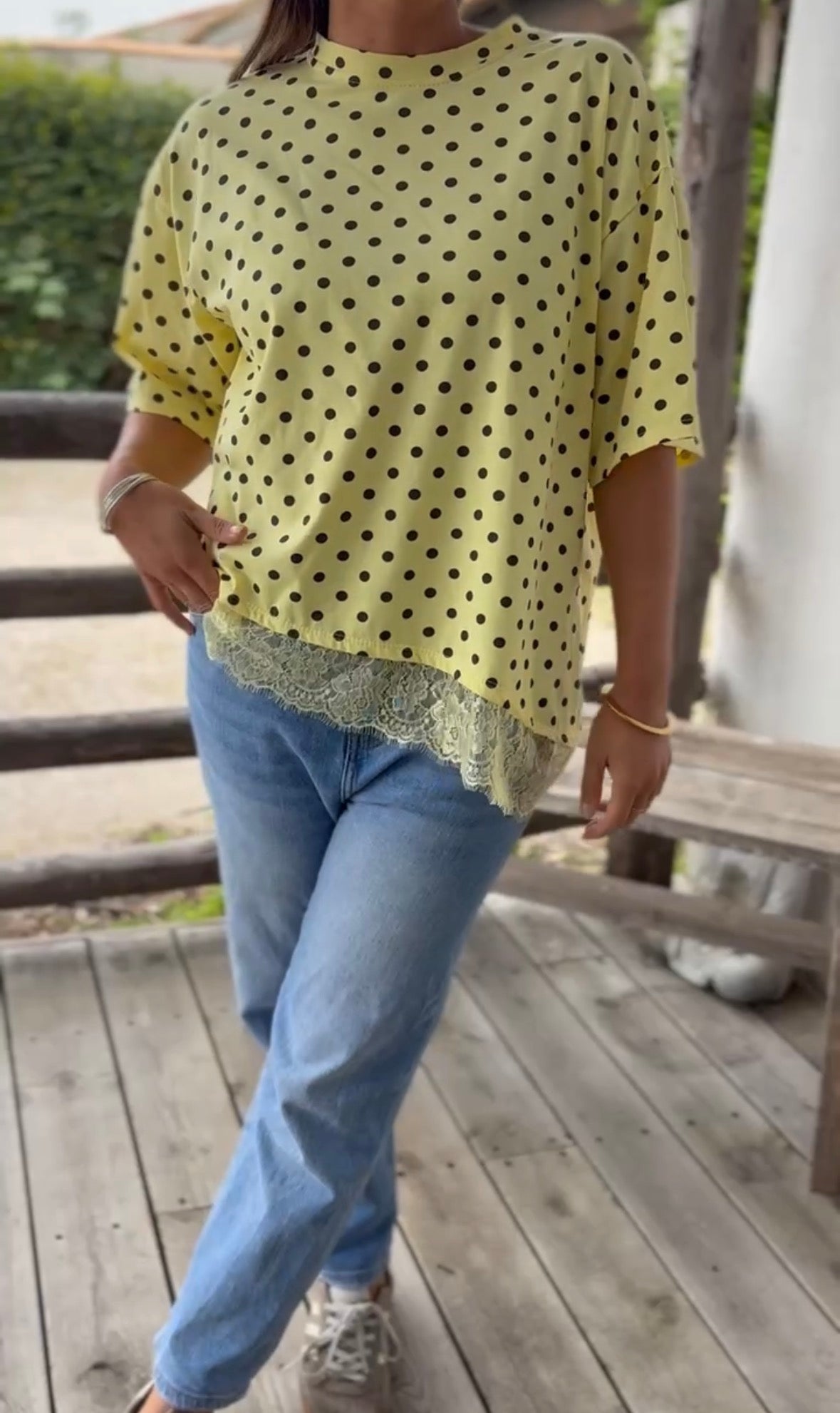 T-shirt à pois asymétrique • jaune & choco